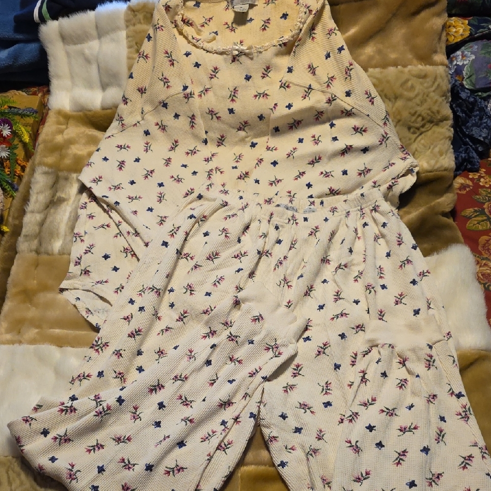 Floral Print Women's Pajama Set
